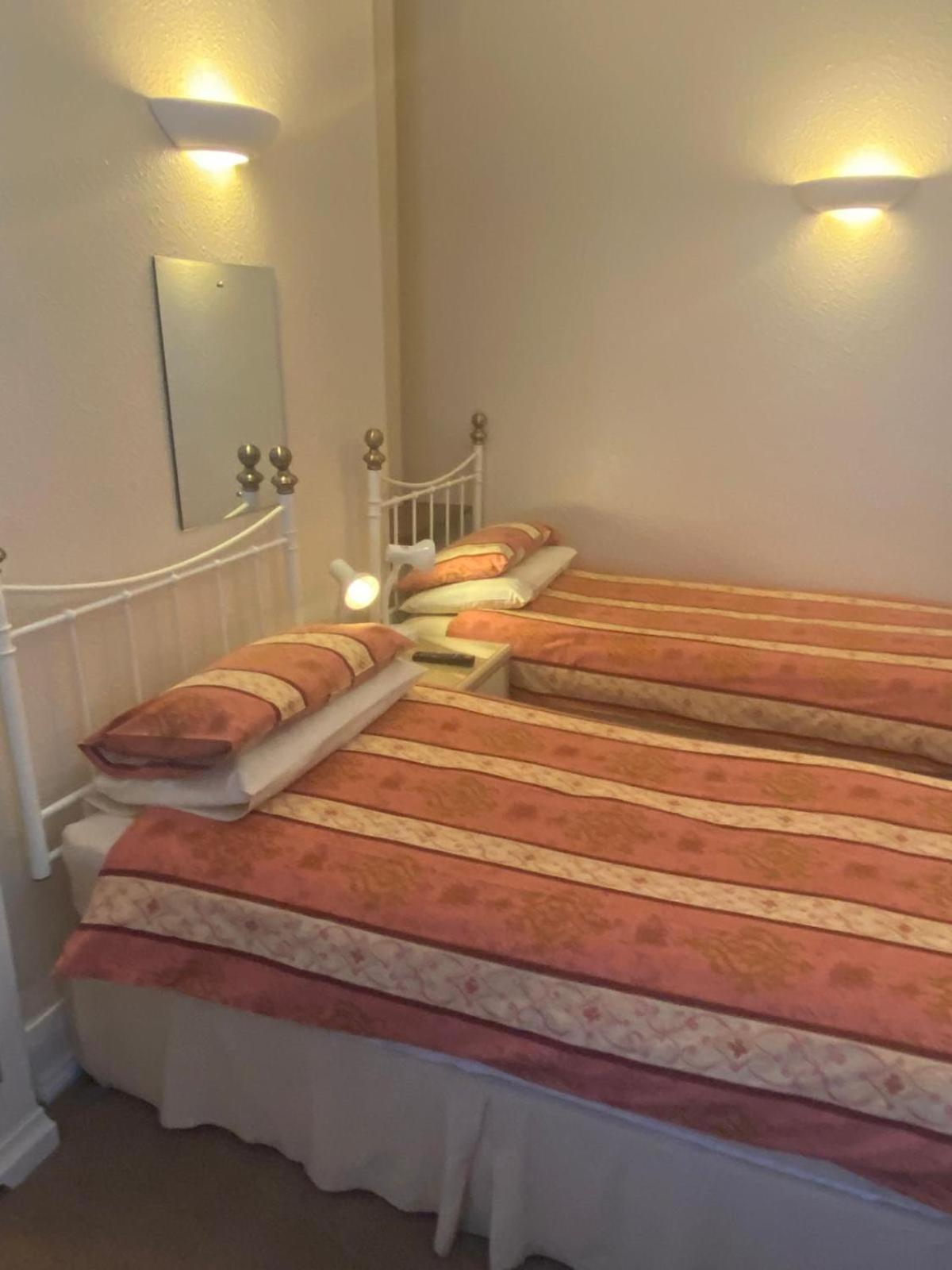 Landguard Lodge Guest House Shipley  Номер фото